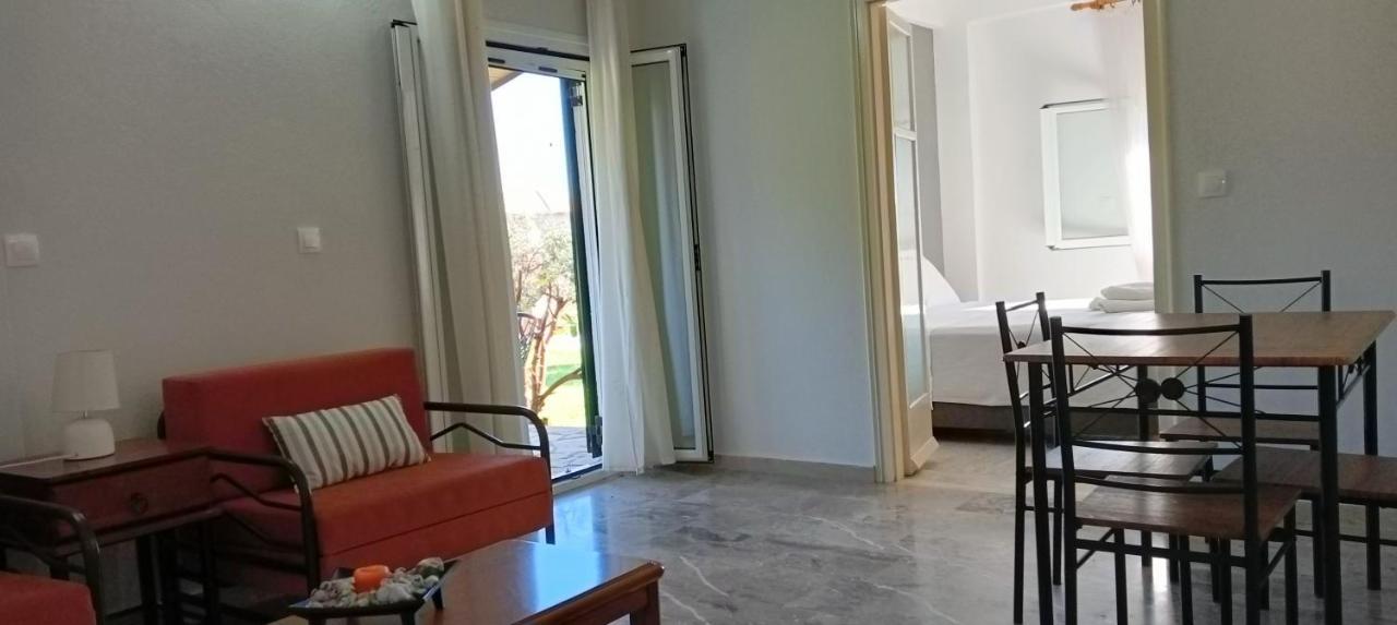 Appartement Alonaki Bay à Halikounas Extérieur photo