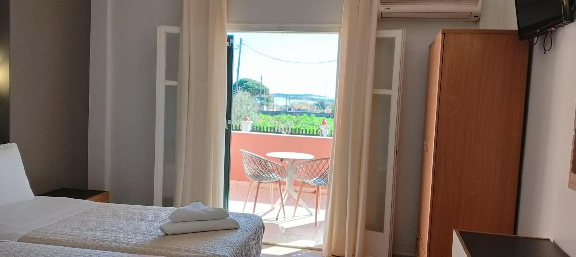 Appartement Alonaki Bay à Halikounas Extérieur photo